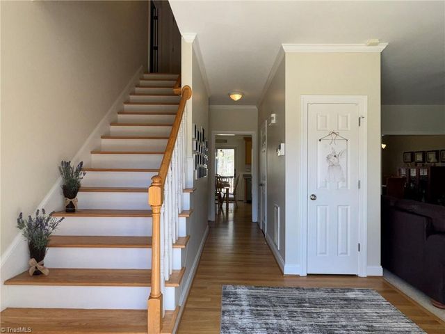 8706 M G Trail, Stokesdale, NC 27357