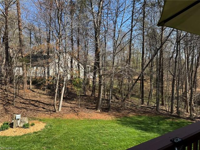 8706 M G Trail, Stokesdale, NC 27357