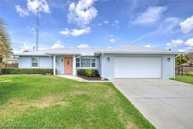 130 Mango Road NE, Lake Placid, FL 33852