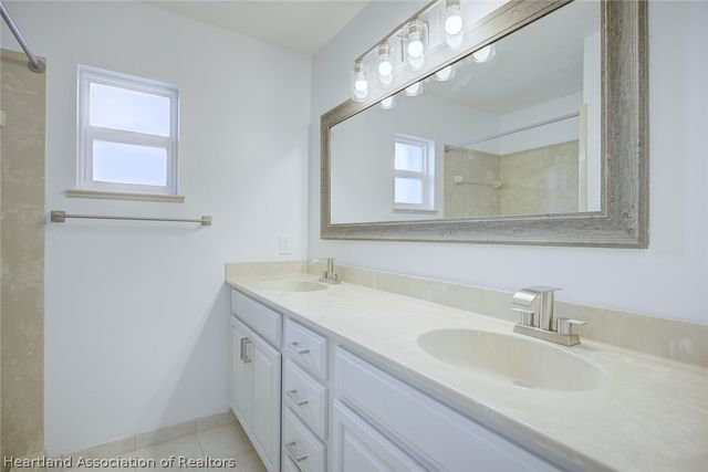 130 Mango Road NE, Lake Placid, FL 33852