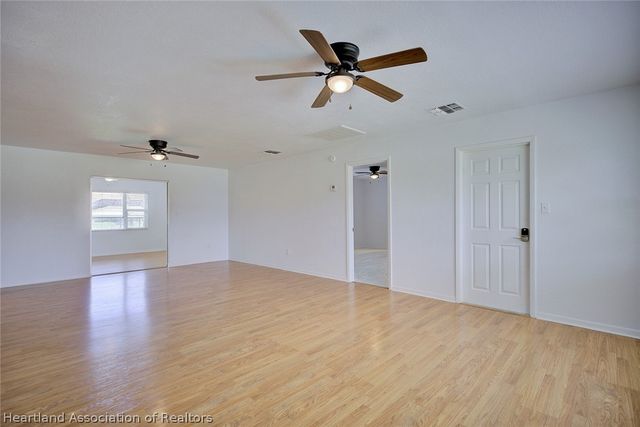 130 Mango Road NE, Lake Placid, FL 33852