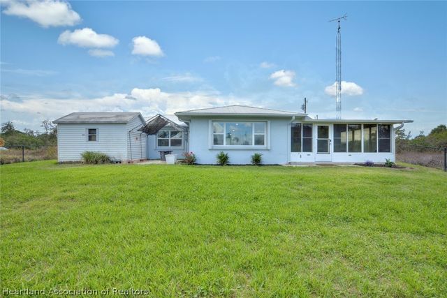 130 Mango Road NE, Lake Placid, FL 33852