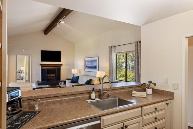 4 Ocean Pines Lane, Pebble Beach, CA 93953