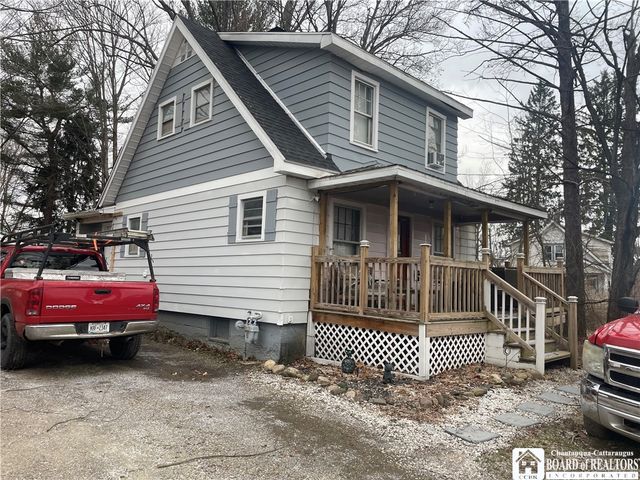 206 Elmcrest Avenue, Busti, NY 14750