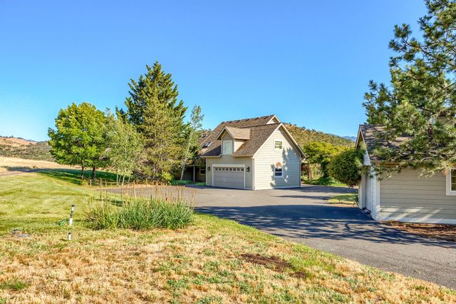 2101 Dead Indian Memorial Road, Ashland, OR 97520