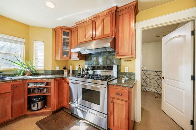 2101 Dead Indian Memorial Road, Ashland, OR 97520