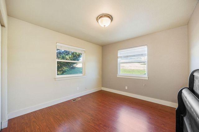 2101 Dead Indian Memorial Road, Ashland, OR 97520