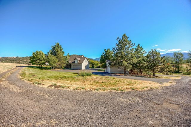 2101 Dead Indian Memorial Road, Ashland, OR 97520