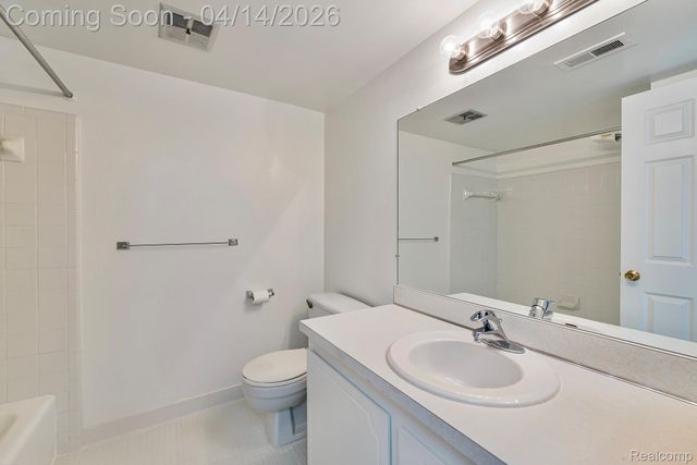 575 E Lincoln Street, Birmingham, MI 48009