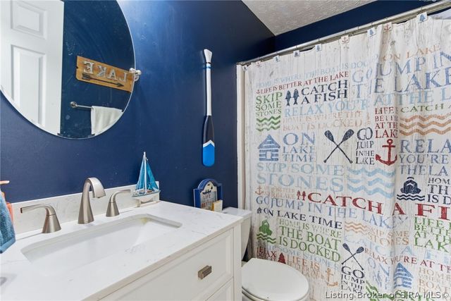 1117 Lakeview Drive, Borden, IN 47106