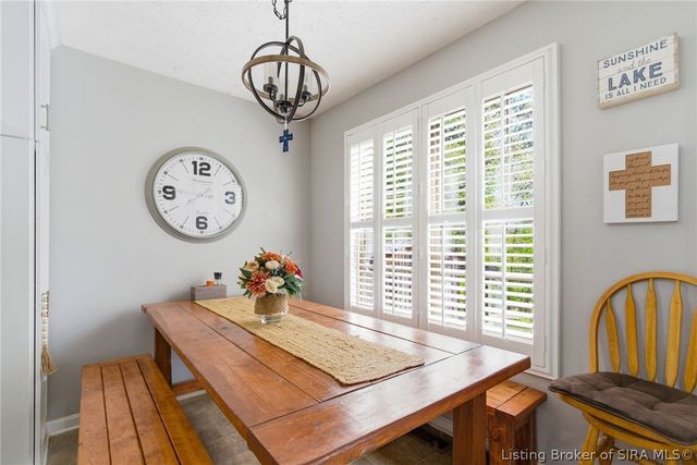 1117 Lakeview Drive, Borden, IN 47106