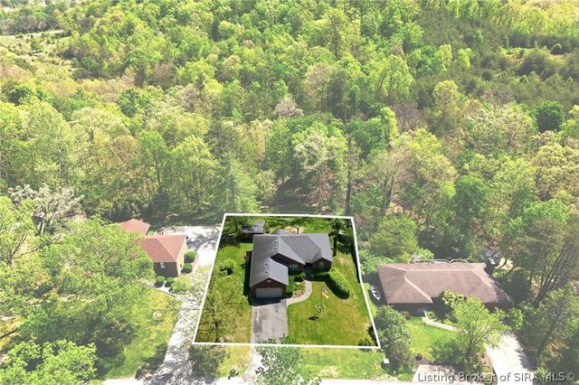 1117 Lakeview Drive, Borden, IN 47106