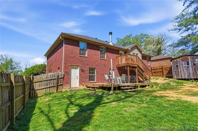1117 Lakeview Drive, Borden, IN 47106