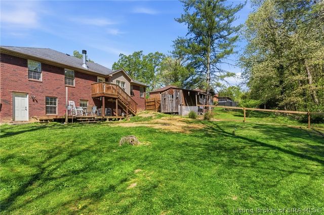 1117 Lakeview Drive, Borden, IN 47106