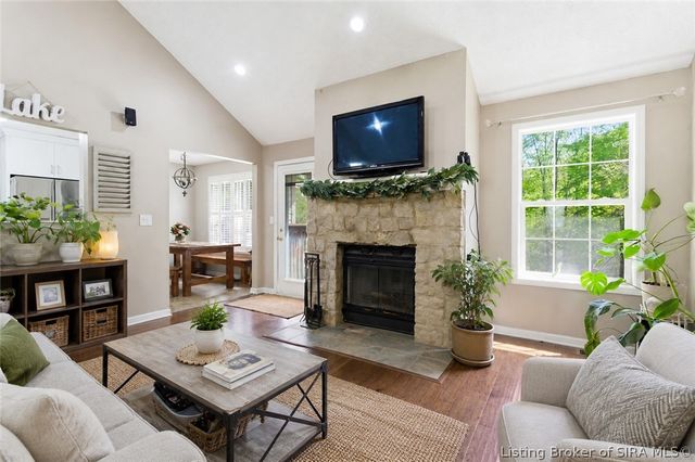 1117 Lakeview Drive, Borden, IN 47106