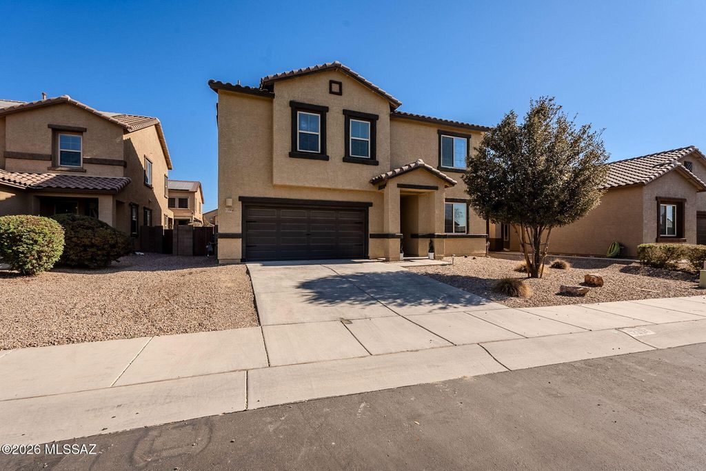 12064 N Walz Drive, Marana, AZ 85653
