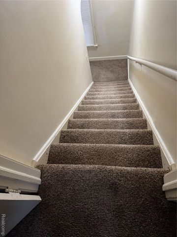 7733 Barrie Street, Dearborn, MI 48126