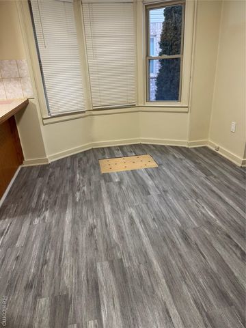 7733 Barrie Street, Dearborn, MI 48126