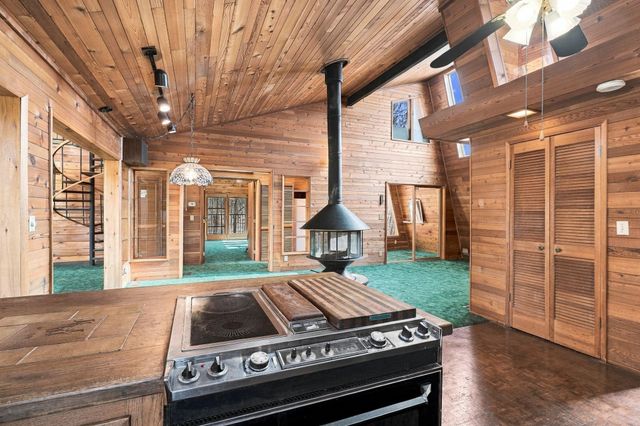 18315 S Cherokee Ct, Cheney, WA 99004