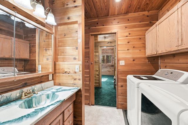 18315 S Cherokee Ct, Cheney, WA 99004