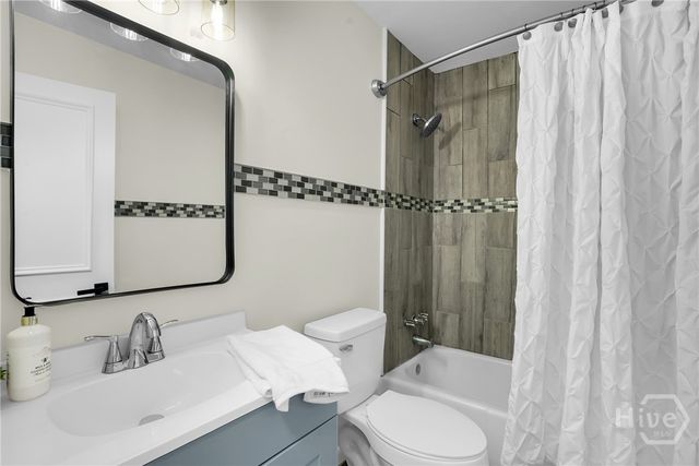 28 Gerald Drive, Savannah, GA 31406