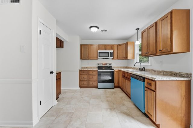 1307 Sun Valley Rd, Clarksville, TN 37040