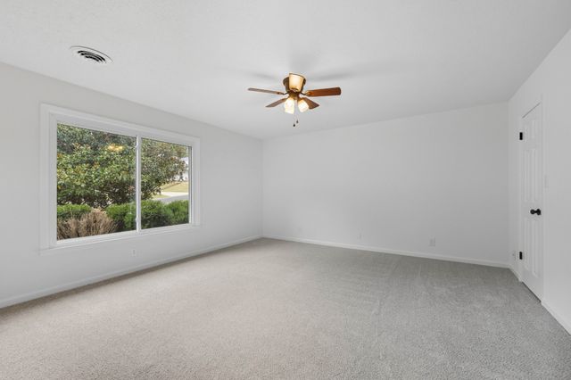 1307 Sun Valley Rd, Clarksville, TN 37040