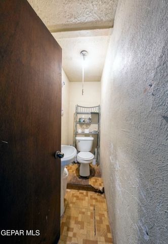 104 CALLE DIAZ, Sunland Park, NM 88063