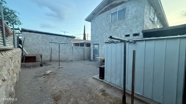 104 CALLE DIAZ, Sunland Park, NM 88063