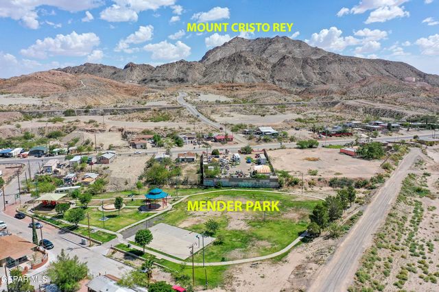 104 CALLE DIAZ, Sunland Park, NM 88063