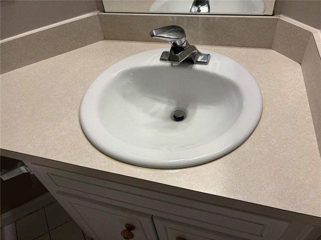 130 Cutstone Court, Fayetteville, GA 30215