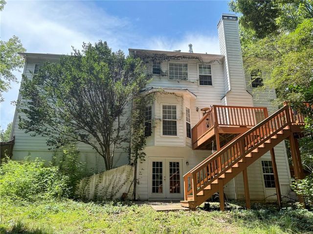 130 Cutstone Court, Fayetteville, GA 30215