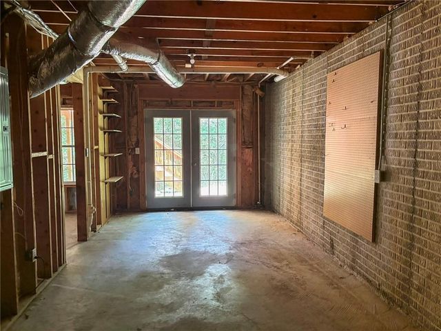 130 Cutstone Court, Fayetteville, GA 30215