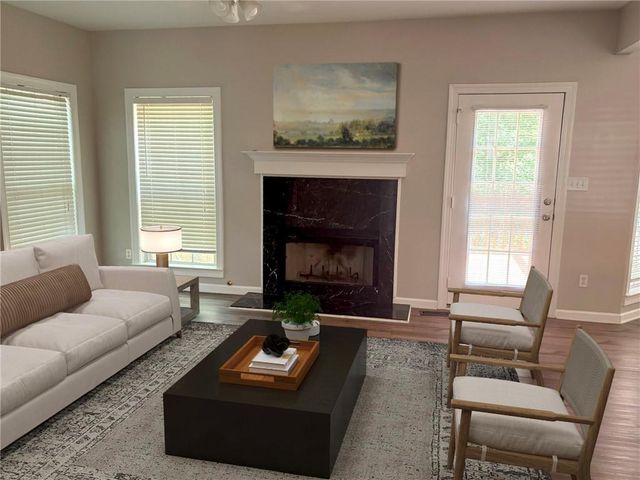 130 Cutstone Court, Fayetteville, GA 30215