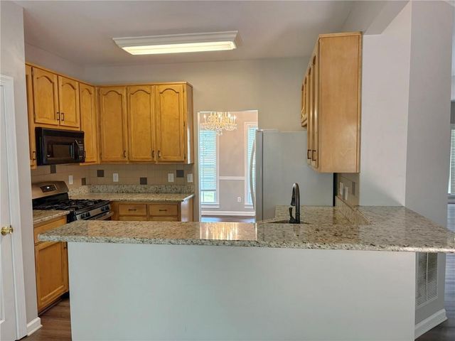 130 Cutstone Court, Fayetteville, GA 30215