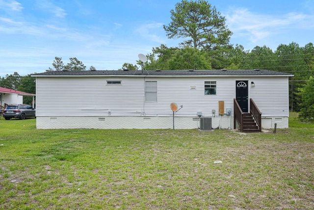 234 Twin Creek Drive, Raeford, NC 28376