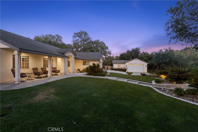 9071 Palomar Avenue, Atascadero, CA 93422