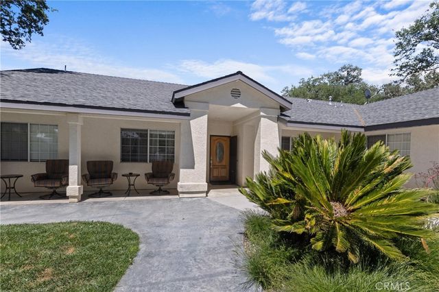 9071 Palomar Avenue, Atascadero, CA 93422