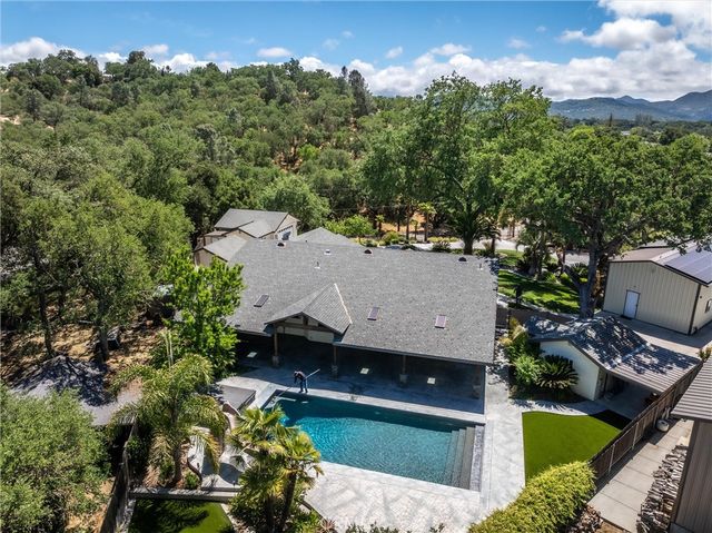9071 Palomar Avenue, Atascadero, CA 93422