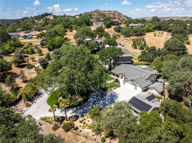 9071 Palomar Avenue, Atascadero, CA 93422