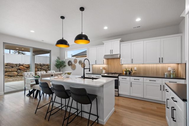 13310 N Starling Ln, Spokane, WA 99208