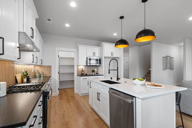 13310 N Starling Ln, Spokane, WA 99208