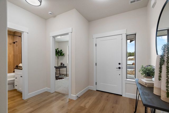 13310 N Starling Ln, Spokane, WA 99208