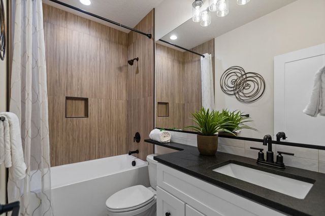 13310 N Starling Ln, Spokane, WA 99208