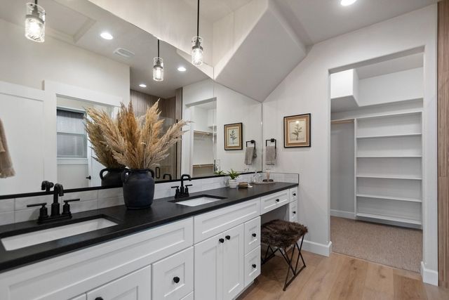 13310 N Starling Ln, Spokane, WA 99208