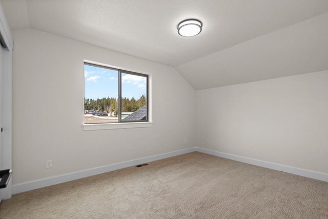 13310 N Starling Ln, Spokane, WA 99208