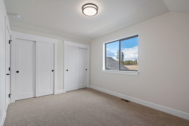 13310 N Starling Ln, Spokane, WA 99208