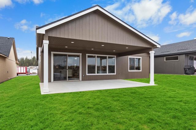 13310 N Starling Ln, Spokane, WA 99208