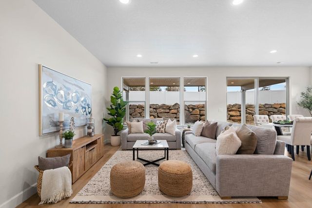 13310 N Starling Ln, Spokane, WA 99208