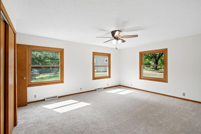 6015 Aspen Road, Mound, MN 55364